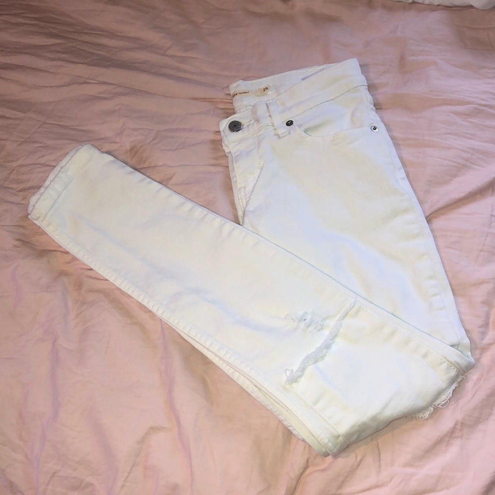 Levi 524 Skinny Jean